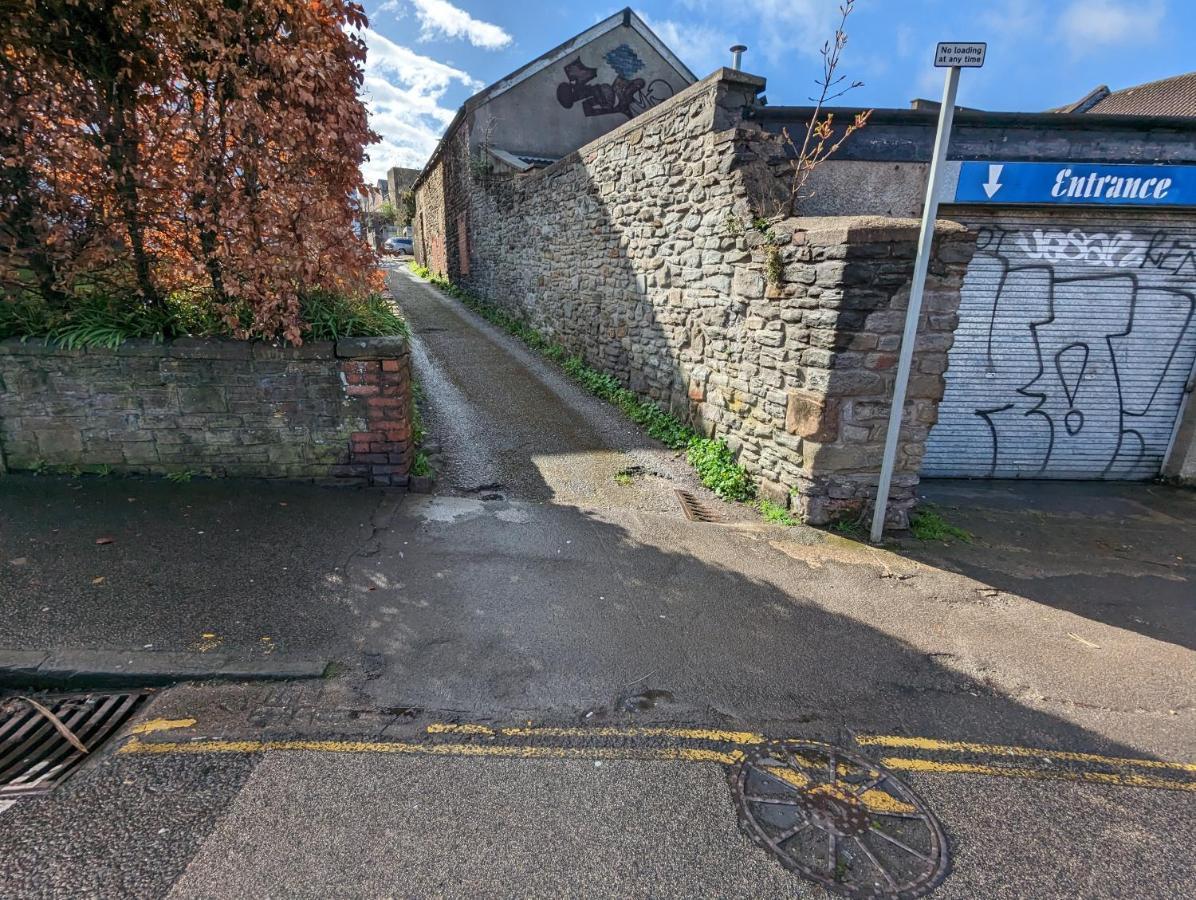5 Bed Terraced Family Home Bristol + Parking Exterior photo